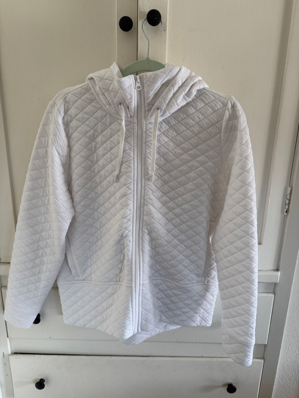 Quilted Hooded Zip Jacket in White